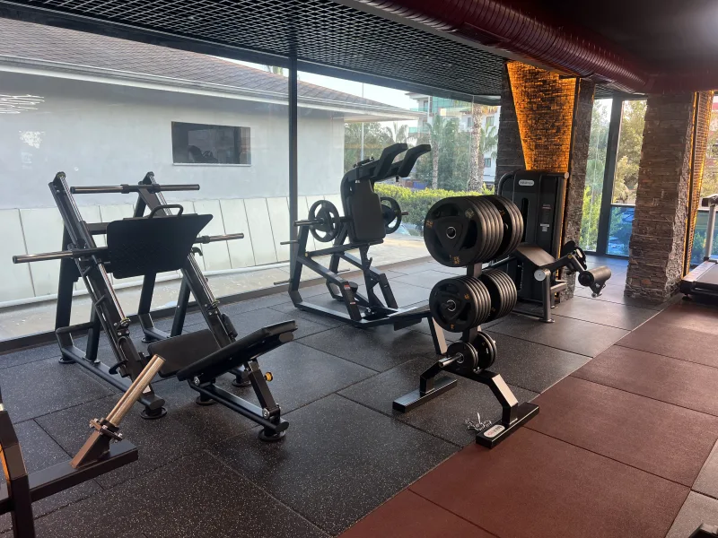 Black Bull Pro GYM — Спортзал в Аланье: Онлайн-заказ, цены и отзывы
